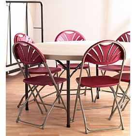 Versa Lightweight Fan Back Folding Chair