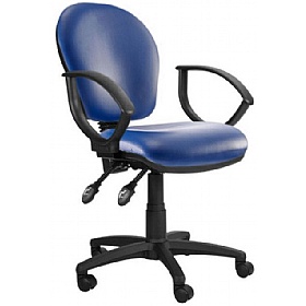 Ascot Medium Back Vinyl 3-Lever Operator Chairs
