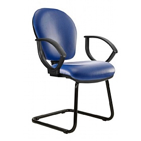 Ascot Medium Back Vinyl Visitor Chairs