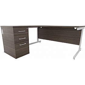 Cogent Ergonomic Radial Combination Office Desks