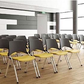 La Kendo Upholstered 4-Leg Meeting and Conference Chair