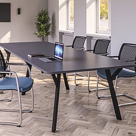 Signa Curve Rectangular Breakout and Boardroom Tables