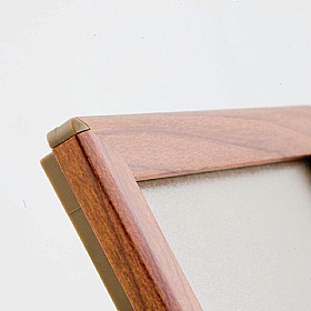 BusyGrip Snap Certificate Frames