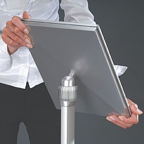 BusyGrip Telescopic Information Stands