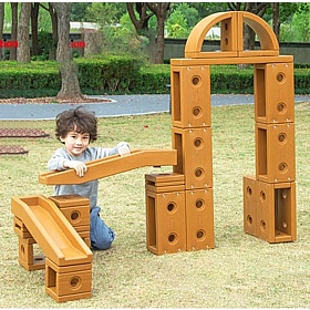 Builder Tots Outdoor 26 Piece Construction Blocks