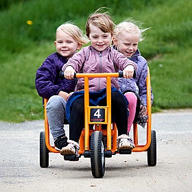 Winther Circleline Dual Taxi - School Furniture