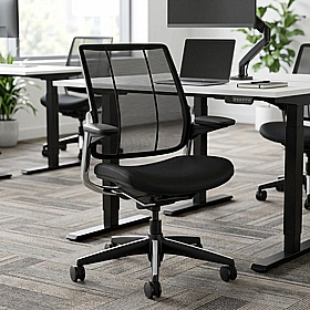 Humanscale Diffrient Smart Mesh and Leather Task Chair